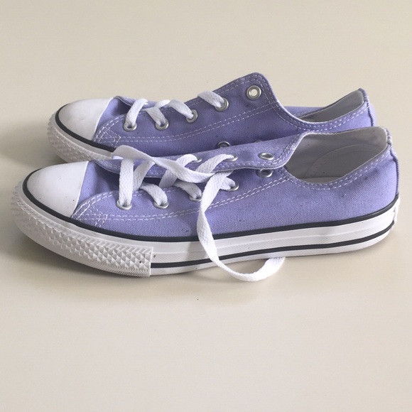 Converse Allstars Shoes - Picture 3 of 7
